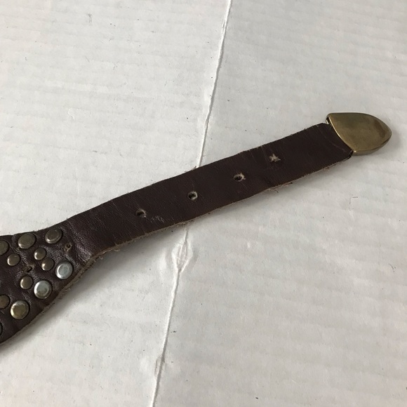 Studded Rosette Belt Brown Leather Brass Color Hardware Rustic Distressed - Picture 7 of 15